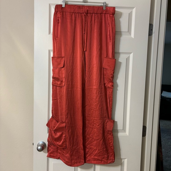 Blanc Noir Chelsea Silk Wide Leg Cargo Pant, Cranberry size Large - Picture 3 of 16